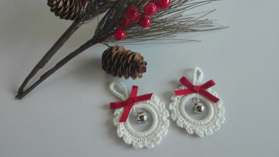 Mini coronas navideñas para decoración